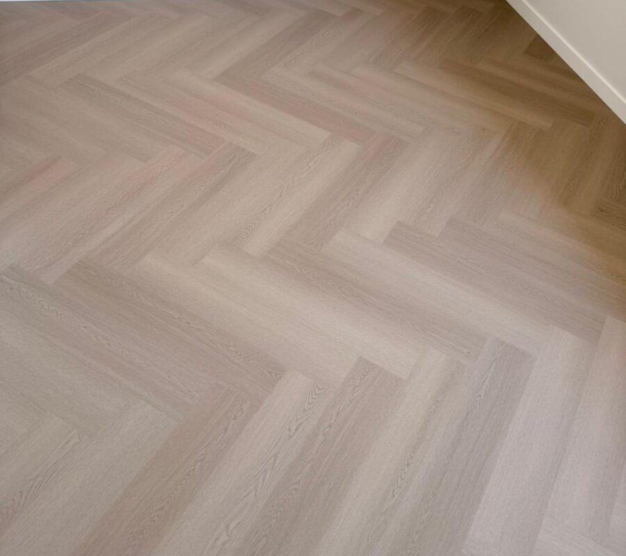 AB PVC Visgraat B Silk Latte