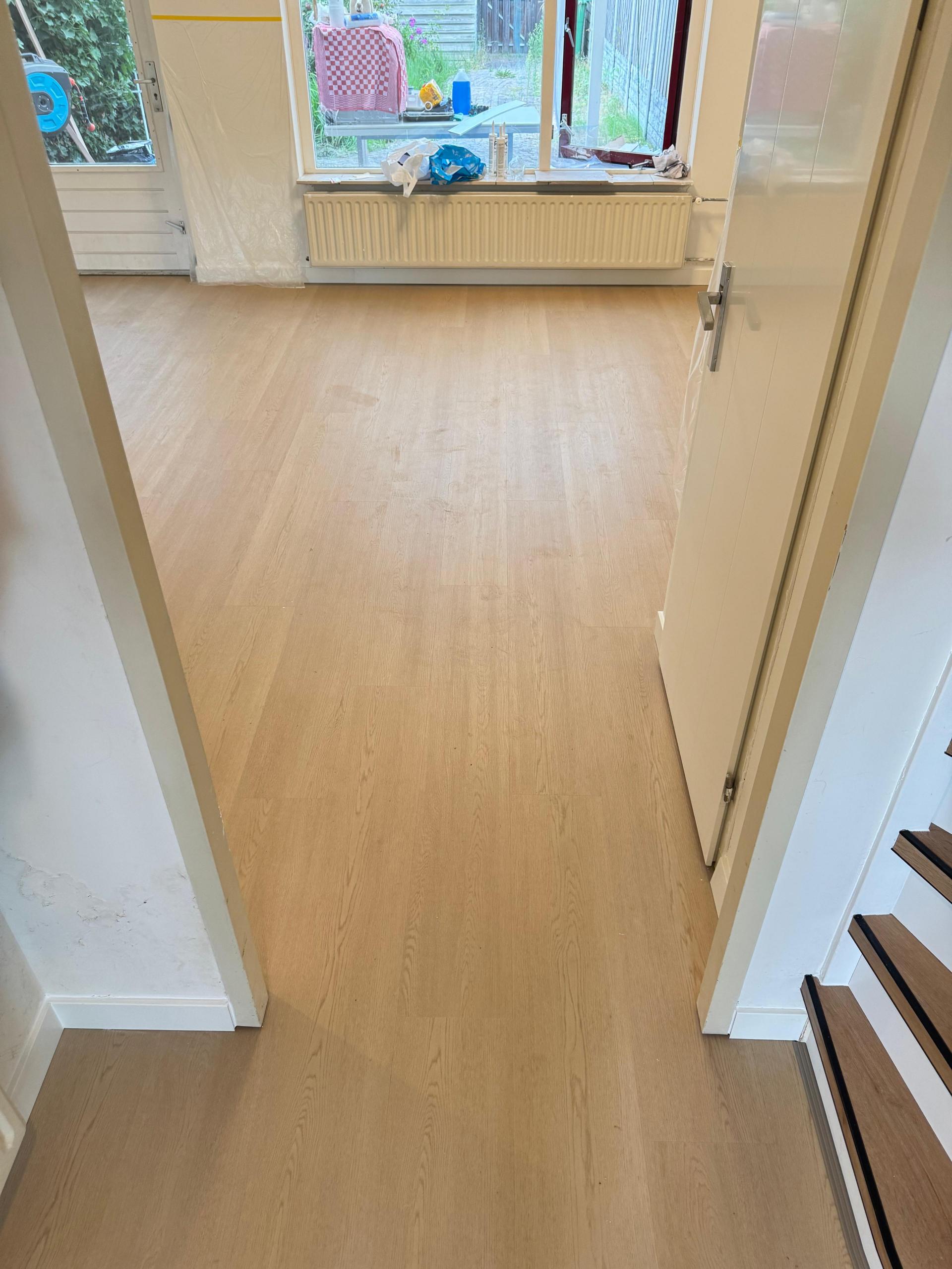 PVC trap houtlook renovatie